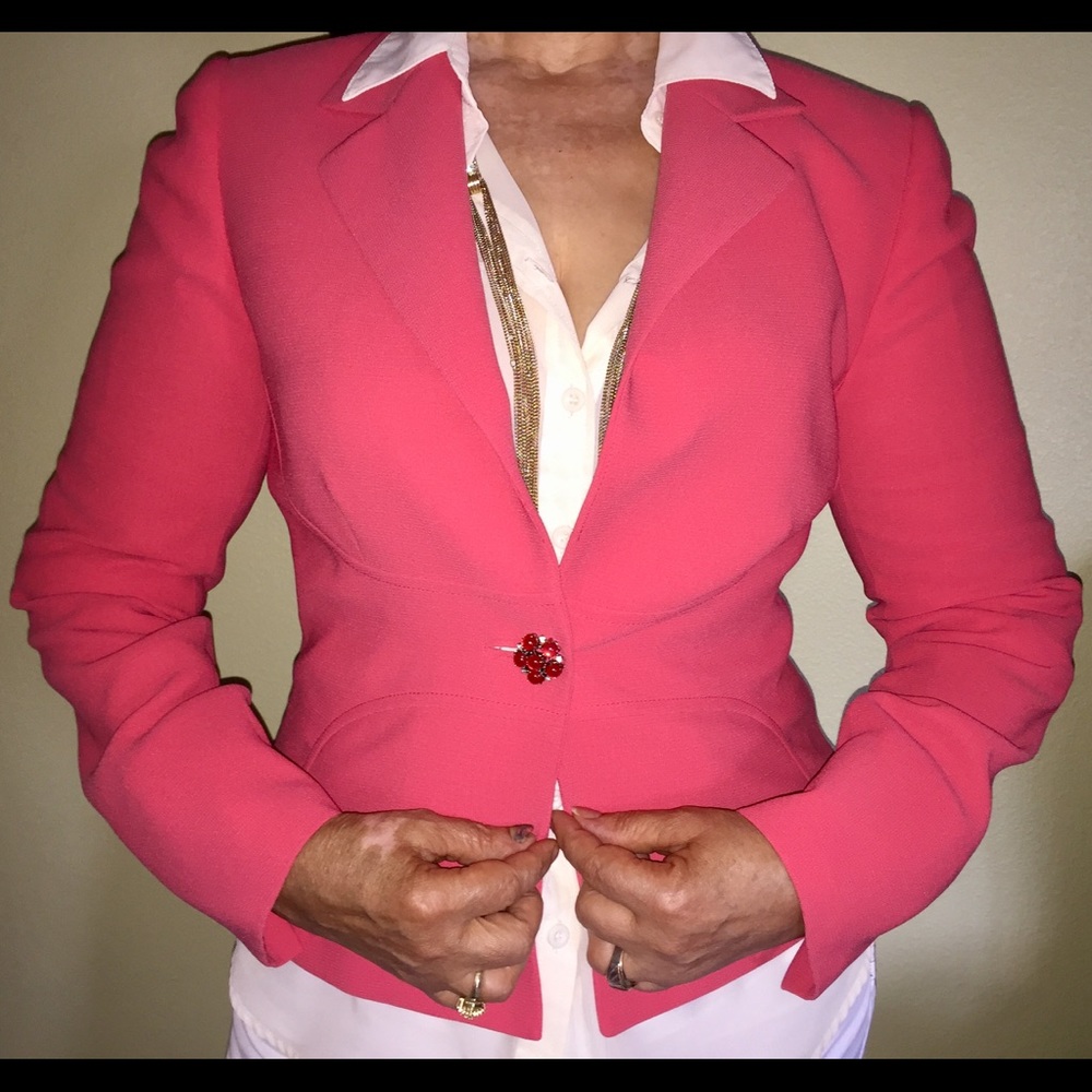 Women’s Tahari Arthur S Levine Pink Blazer Size 8